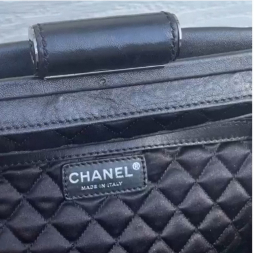 CHANEL Leather shoulder bag tote kiss lock closure Perfect Day Tote - Picture 5 of 15